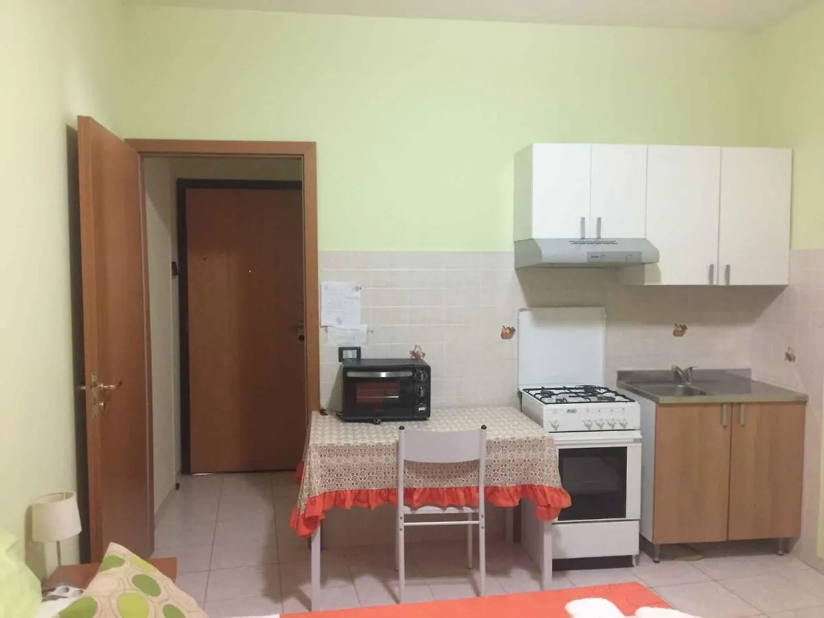 Studio In Letojanni/Sizilien 23302 Italy
